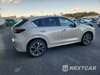 Trzecie zdjęcie samochodu z tyłu: 2025 MAZDA CX-5 PREFERRED VIN:JM3KFBCMXS0805953 - miniatura