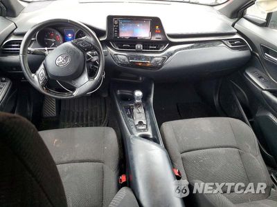 Zdjęcie 8 z 12 samochodu: 2018 TOYOTA C-HR XLE VIN:NMTKHMBX5JR038842 - miniatura