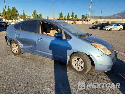 Czwarte zdjęcie samochodu z boku: 2004 TOYOTA PRIUS BASE VIN:JTDKB20U340076061 - miniatura