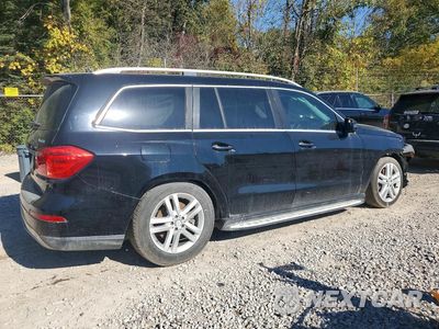 Trzecie zdjęcie samochodu z tyłu: 2014 MERCEDES-BENZ GL 450 4MATIC VIN:4JGDF7CE1EA433727 - miniatura
