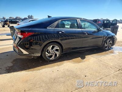 Trzecie zdjęcie samochodu z tyłu: 2025 HYUNDAI ELANTRA LIMITED VIN:KMHLP4DG8SU995447 - miniatura