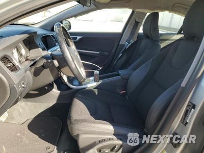 Zdjęcie 7 z 12 samochodu: 2013 VOLVO S60 T5 VIN:YV1612FS3D2225710 - miniatura