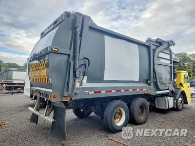 Trzecie zdjęcie samochodu z tyłu: 2014 MACK LEU613 REFUSE TRUCK VIN:1M2AU02C8EM008844 - miniatura