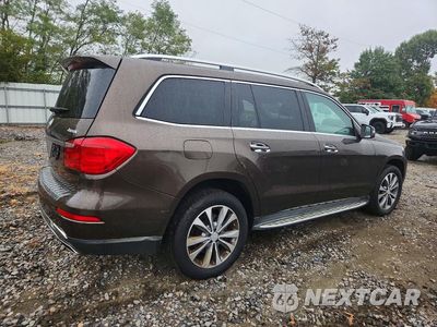 Trzecie zdjęcie samochodu z tyłu: 2016 MERCEDES-BENZ GL 450 4MATIC VIN:4JGDF6EE6GA701214 - miniatura