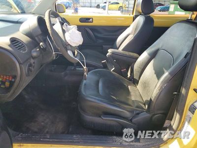 Zdjęcie 7 z 14 samochodu: 2006 VOLKSWAGEN NEW BEETLE 2.5L VIN:3VWPW31C26M412317 - miniatura
