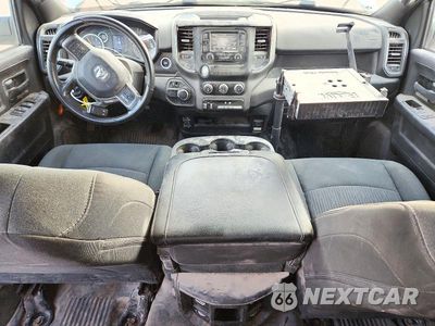 Zdjęcie 8 z 12 samochodu: 2022 RAM 2500 TRADESMAN VIN:3C6UR5CJ8NG390719 - miniatura