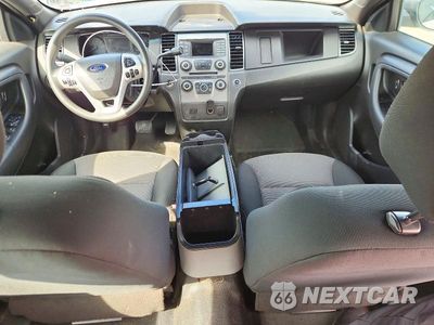 Zdjęcie 8 z 12 samochodu: 2013 FORD TAURUS POLICE INTERCEPTOR VIN:1FAHP2MK6DG202107 - miniatura