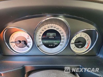 Zdjęcie 9 z 13 samochodu: 2015 MERCEDES-BENZ GLK 350 VIN:WDCGG5HB8FG427580 - miniatura