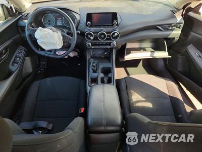 Zdjęcie 8 z 13 samochodu: 2025 NISSAN SENTRA S VIN:3N1AB8BVXSY364976 - miniatura