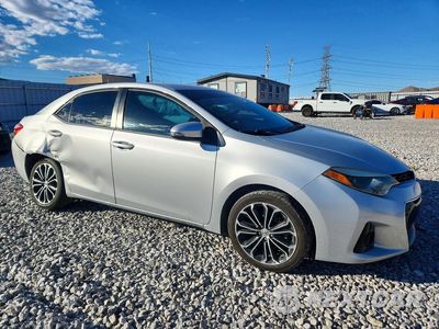 Czwarte zdjęcie samochodu z boku: 2014 TOYOTA COROLLA S PLUS VIN:2T1BURHEXEC156982 - miniatura