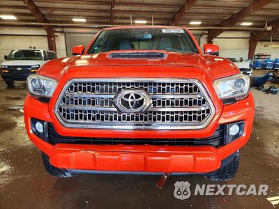 Piąte zdjęcie samochodu w środku: 2017 TOYOTA TACOMA TRD SPORT VIN:3TMCZ5AN3HM100368 - miniatura