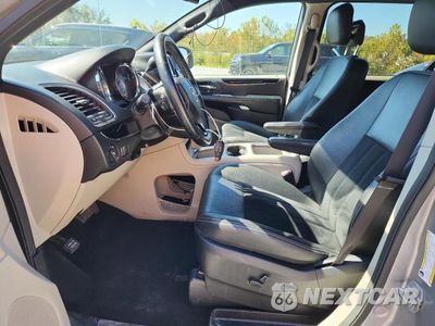 Zdjęcie 7 z 13 samochodu: 2018 DODGE GRAND CARAVAN SXT VIN:2C4RDGCG9JR328229 - miniatura