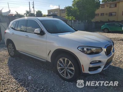 Czwarte zdjęcie samochodu z boku: 2019 BMW X3 SDRIVE30I VIN:5UXTR7C56KLE98999 - miniatura