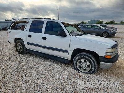 Czwarte zdjęcie samochodu z boku: 2002 CHEVROLET SUBURBAN C1500 VIN:3GNEC16Z62G200167 - miniatura