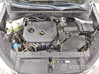 Zdjęcie 11 z 12 samochodu: 2017 HYUNDAI TUCSON SE VIN:KM8J3CA40HU289542 - miniatura