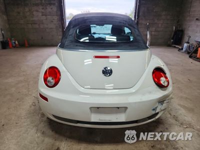 Zdjęcie 6 z 12 samochodu: 2010 VOLKSWAGEN NEW BEETLE VIN:3VWRG3AL4AM009535 - miniatura