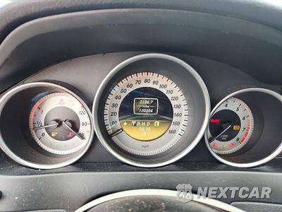 Zdjęcie 9 z 13 samochodu: 2012 MERCEDES-BENZ C 250 VIN:WDDGF4HB3CA653680 - miniatura