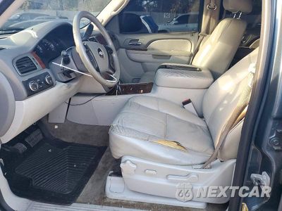 Zdjęcie 7 z 13 samochodu: 2010 CHEVROLET TAHOE K1500 LT VIN:1GNUKBE04AR162895 - miniatura