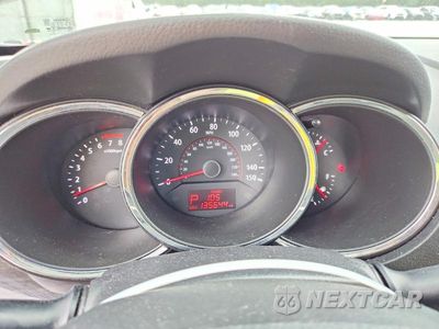Zdjęcie 9 z 13 samochodu: 2011 KIA SORENTO LX VIN:5XYKT3A16BG045028 - miniatura