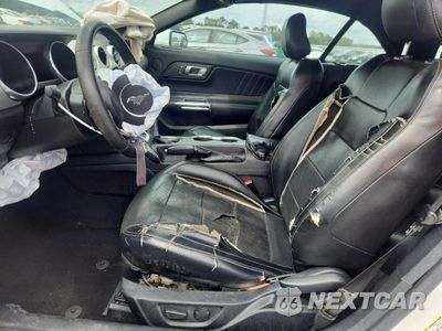 Zdjęcie 7 z 12 samochodu: 2020 FORD MUSTANG VIN:1FATP8UH1L5131474 - miniatura