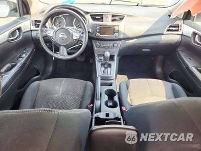 Zdjęcie 8 z 12 samochodu: 2018 NISSAN SENTRA S VIN:3N1AB7AP5JY332450 - miniatura