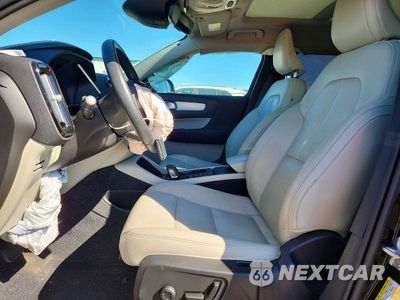 Zdjęcie 7 z 13 samochodu: 2021 VOLVO XC40 T5 MOMENTUM VIN:YV4162UK0M2455383 - miniatura