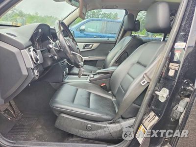 Zdjęcie 7 z 13 samochodu: 2015 MERCEDES-BENZ GLK 350 VIN:WDCGG5HBXFG441626 - miniatura
