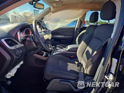Zdjęcie 7 z 13 samochodu: 2020 DODGE JOURNEY SE VIN:3C4PDCAB2LT261898 - miniatura