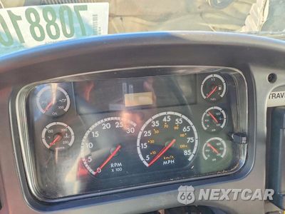 Zdjęcie 9 z 12 samochodu: 2010 FREIGHTLINER M2 106 MEDIUM DUTY VIN:1FVACWDT6ADAT3699 - miniatura