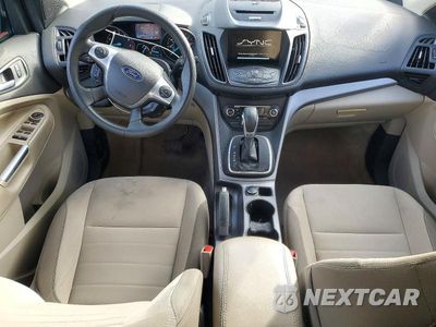 Zdjęcie 8 z 13 samochodu: 2014 FORD ESCAPE SE VIN:1FMCU9GX9EUB52878 - miniatura