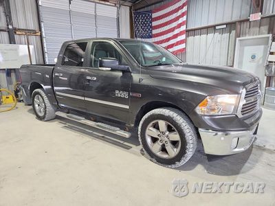 Czwarte zdjęcie samochodu z boku: 2017 RAM 1500 SLT VIN:1C6RR7LM5HS875196 - miniatura