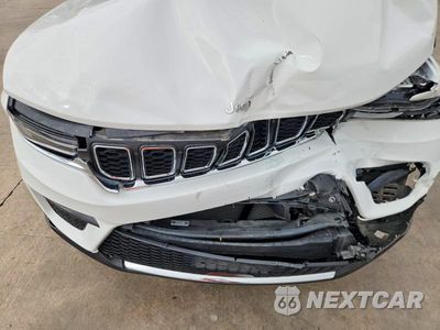 Zdjęcie 12 z 13 samochodu: 2025 JEEP GRAND CHEROKEE LAREDO VIN:1C4RJGAG7SC266075 - miniatura