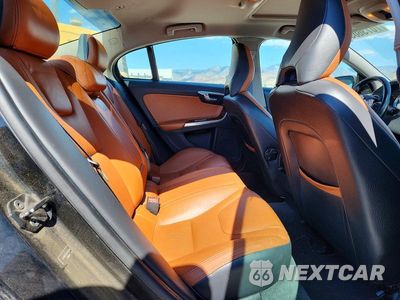 Zdjęcie 10 z 12 samochodu: 2012 VOLVO S60 T6 VIN:YV1902FH5C2134036 - miniatura