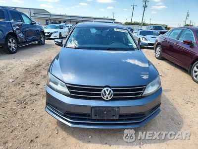 Piąte zdjęcie samochodu w środku: 2017 VOLKSWAGEN JETTA SE VIN:3VWDB7AJXHM245020 - miniatura