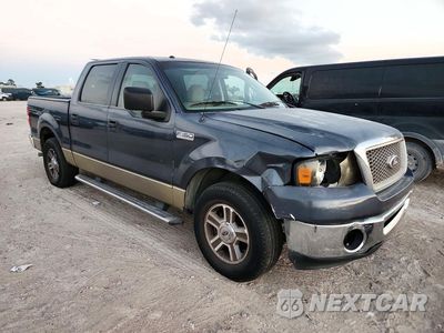 Czwarte zdjęcie samochodu z boku: 2006 FORD F150 SUPERCREW VIN:1FTRW12W76KB42081 - miniatura