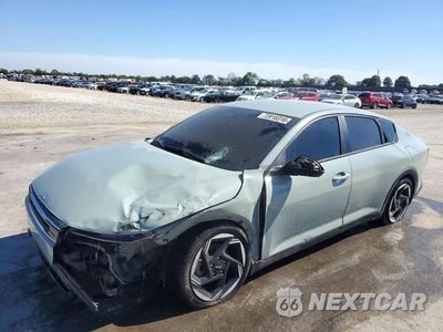 2025 KIA K4 EX 3KPFU4DE8SE011558 - główne zdjęcie licytacji z USA - miniatura