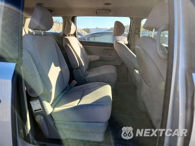 Zdjęcie 11 z 13 samochodu: 2019 KIA SEDONA L VIN:KNDMA5C16K6508683 - miniatura