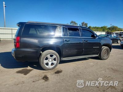 Trzecie zdjęcie samochodu z tyłu: 2017 CHEVROLET SUBURBAN K1500 LT VIN:1GNSKHKC3HR172126 - miniatura