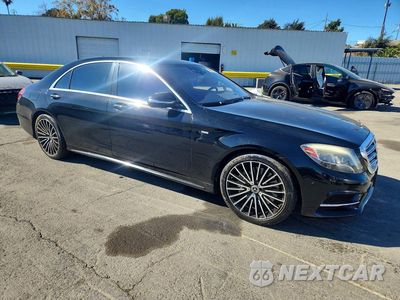 Czwarte zdjęcie samochodu z boku: 2015 MERCEDES-BENZ S 550 VIN:WDDUG8CB8FA137849 - miniatura