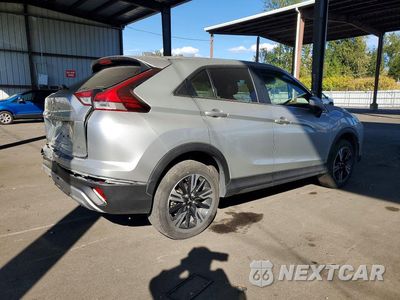 Trzecie zdjęcie samochodu z tyłu: 2025 MITSUBISHI ECLIPSE CROSS SE VIN:JA4ATWAA9SZ039426 - miniatura
