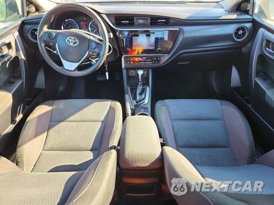 Zdjęcie 8 z 13 samochodu: 2018 TOYOTA COROLLA LE VIN:2T1BURHE0JC042080 - miniatura