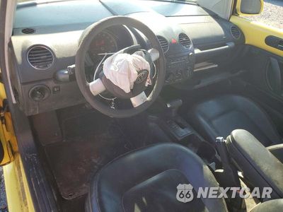 Zdjęcie 8 z 14 samochodu: 2006 VOLKSWAGEN NEW BEETLE 2.5L VIN:3VWPW31C26M412317 - miniatura