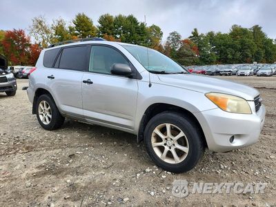 Czwarte zdjęcie samochodu z boku: 2007 TOYOTA RAV4 BASE VIN:JTMBD33V275080579 - miniatura