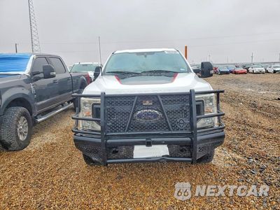 Piąte zdjęcie samochodu w środku: 2022 FORD F350 SUPER DUTY VIN:1FT8W3BT5NEF88529 - miniatura