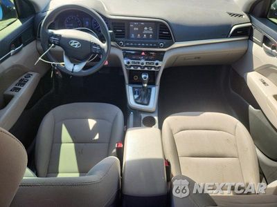 Zdjęcie 8 z 12 samochodu: 2020 HYUNDAI ELANTRA SEL VIN:5NPD84LF0LH556270 - miniatura