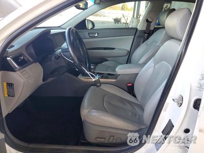 Zdjęcie 7 z 12 samochodu: 2017 KIA OPTIMA PLUG-IN HYBRID EX VIN:KNAGV4LD8H5018988 - miniatura