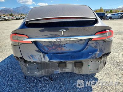 Zdjęcie 6 z 14 samochodu: 2019 TESLA MODEL X VIN:5YJXCBE27KF212359 - miniatura
