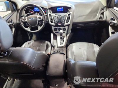 Zdjęcie 8 z 12 samochodu: 2013 FORD FOCUS VIN:1FADP3K21DL198451 - miniatura