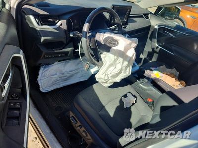 Zdjęcie 8 z 13 samochodu: 2021 TOYOTA RAV4 HYBRID XLE VIN:4T3R6RFV2MU007675 - miniatura