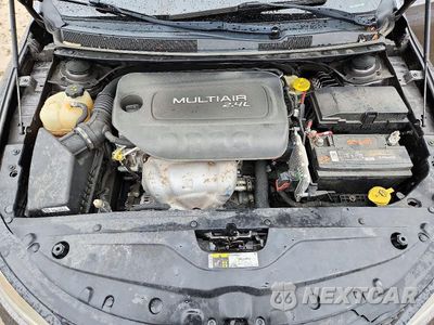 Zdjęcie 11 z 12 samochodu: 2015 CHRYSLER 200 S VIN:1C3CCCBB8FN715600 - miniatura